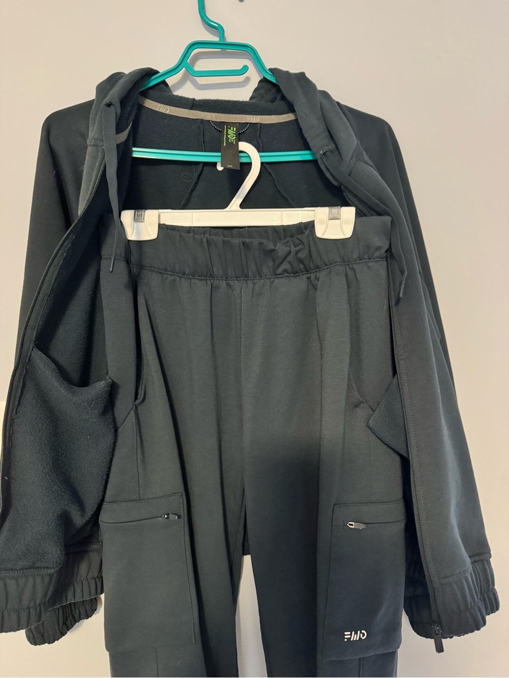 FWD 2 pc Zip Jacket & Jogger Set - Picture 5 of 8